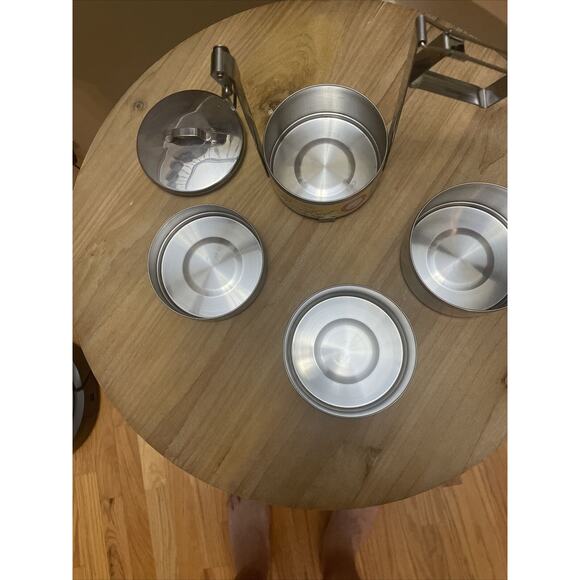 Rocket Thai Pinto Food Carrier Container 4 Tier Lunch Box Storage - Picture 2 of 3